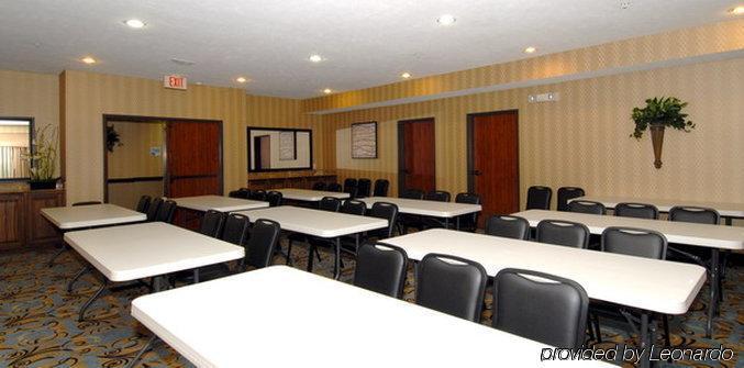 Holiday Inn Express Houston North-1960 Champions Area Louetta Съоръжения снимка