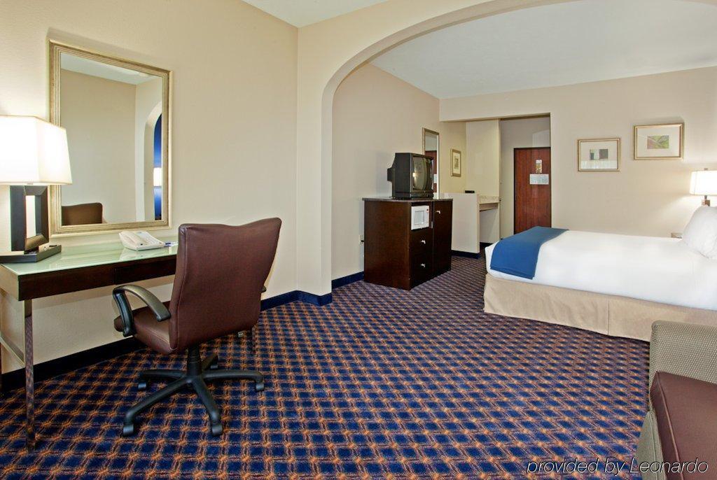 Holiday Inn Express Houston North-1960 Champions Area Louetta Екстериор снимка