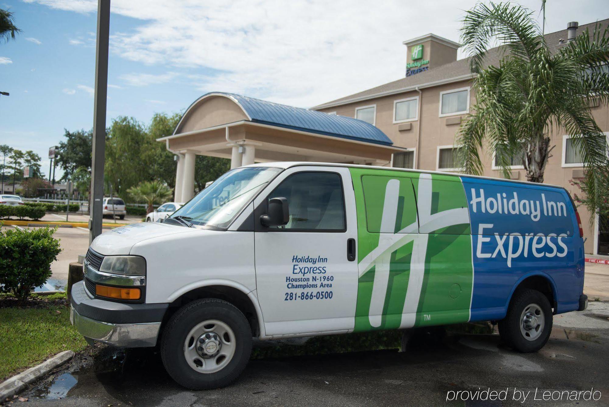 Holiday Inn Express Houston North-1960 Champions Area Louetta Екстериор снимка