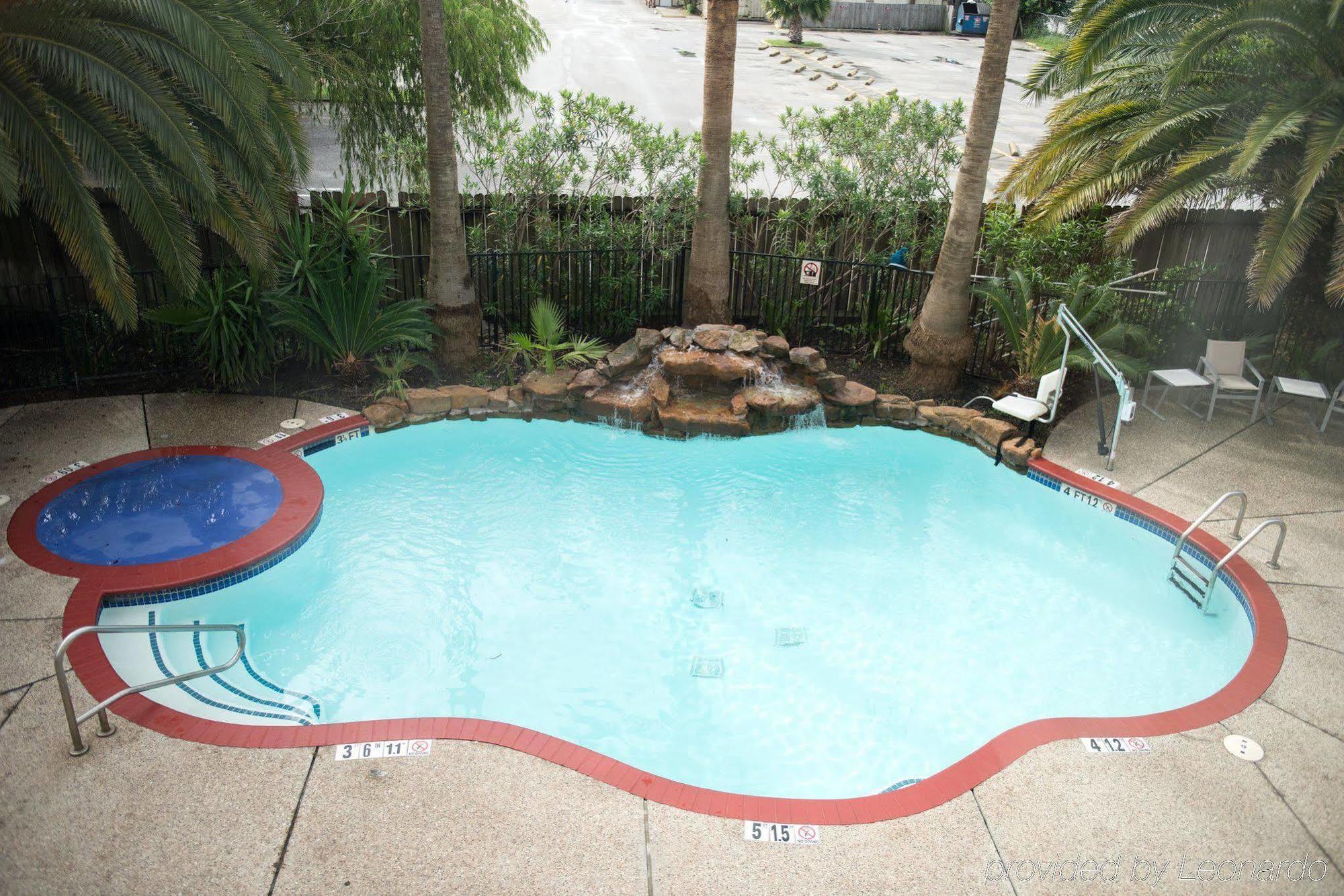 Holiday Inn Express Houston North-1960 Champions Area Louetta Екстериор снимка