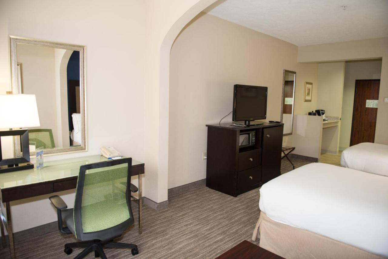 Holiday Inn Express Houston North-1960 Champions Area Louetta Екстериор снимка