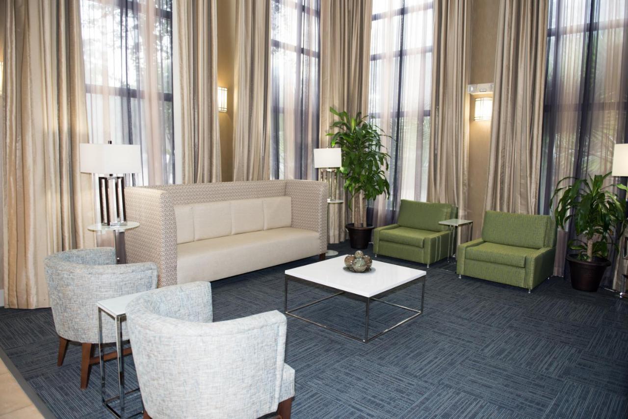 Holiday Inn Express Houston North-1960 Champions Area Louetta Екстериор снимка