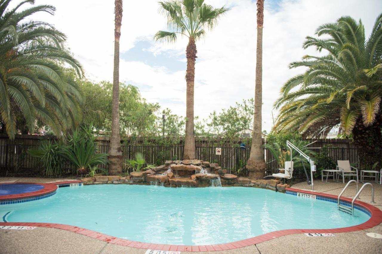 Holiday Inn Express Houston North-1960 Champions Area Louetta Екстериор снимка