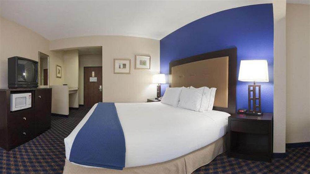 Holiday Inn Express Houston North-1960 Champions Area Louetta Екстериор снимка